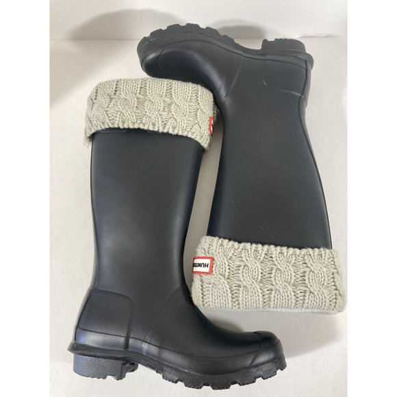 Hunter Original Kids Boots With Hunter Original Six-Stitch Cable Boot Socks - Picture 2 of 9
